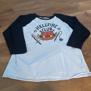 Unisex Size XL Netflix Stranger Things Pop Tees HellFire Club Raglan T-Shirt EUC
